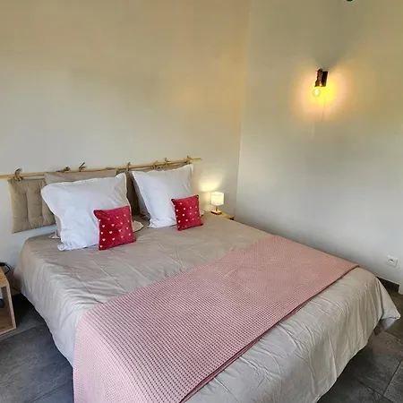 Rundinelle-piscine Privée- Clim-wifi-plage à Pieds * Solaro