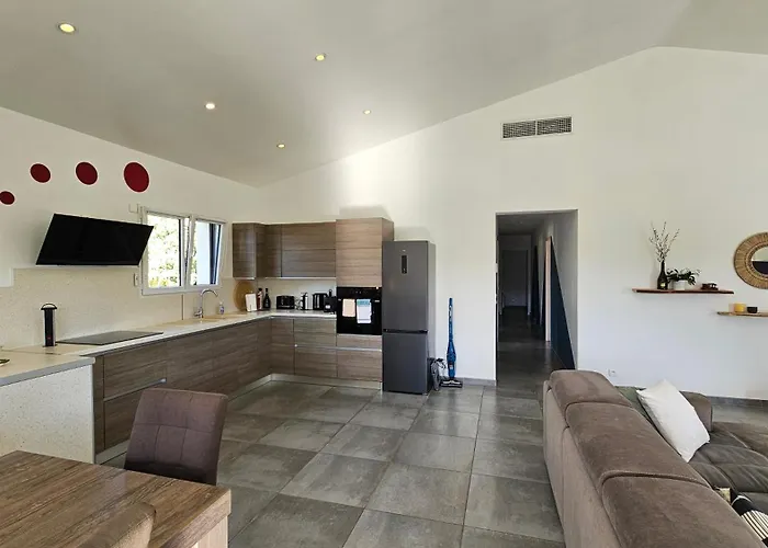 Rundinelle-piscine Privee- Clim-wifi-plage A Pieds Holiday home